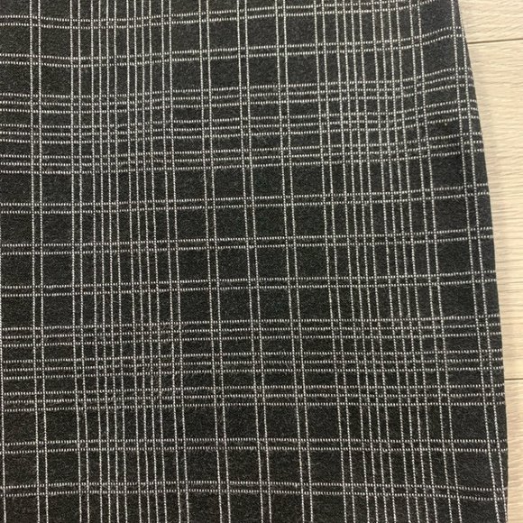 Theory Rijik Structured Knit Pattern Shift Dress - Picture 9 of 11